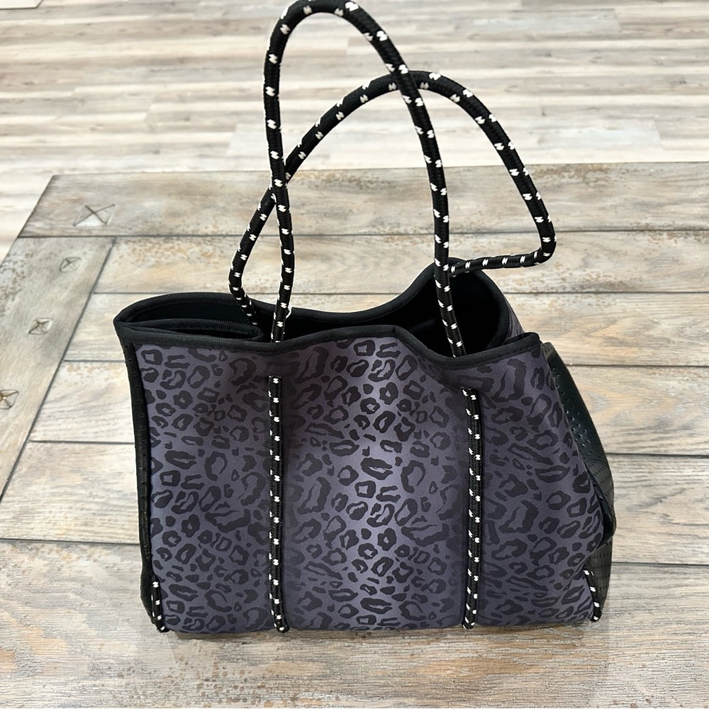 Parker & Hyde tote